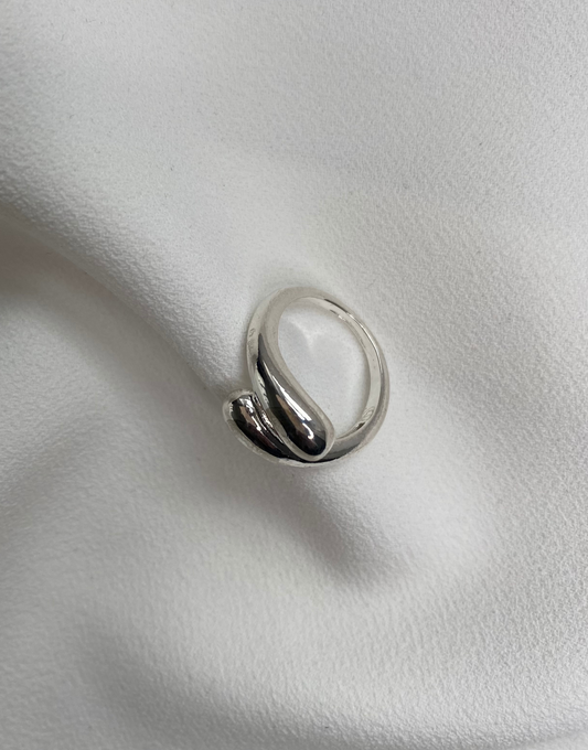 DELUXE Silver Tear Drop Ring - Adjustable