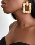 Cargar imagen en el visor de la galería, MANSOURA Vintage Gold Stud Earrings
