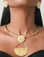 Charger l&#39;image dans la galerie, SHUBRA Statement Gold Fashion Necklaces &amp; Earrings Set
