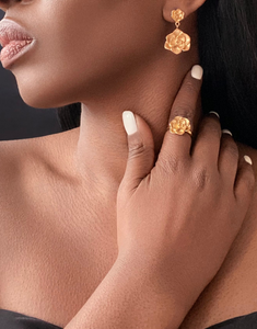 ROSA Statement Gold Ring & Earrings Set