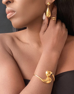 Cargar imagen en el visor de la galería, DELUXE Gold Stud Drop Earrings Bracelet &amp; Ring Set - Adjustable
