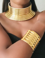 Cargar imagen en el visor de la galería, TANTA Statement African Gold Choker &amp; Bracelet Set
