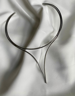 Carregar imagem no visualizador da galeria, OMEGA Minimalist Silver Plated Wire Cuff Necklace
