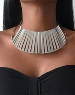 Charger l&#39;image dans la galerie, CROWN Layered Silver Big Choker
