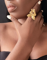Cargar imagen en el visor de la galería, SKY Gold Butterfly Ring - Adjustable
