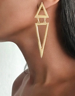 Cargar imagen en el visor de la galería, KHUSUS Gold Triangle Pyramid Earrings
