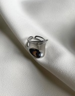 Afbeelding in Gallery-weergave laden, LALA Curve Silver Ring - Adjustable
