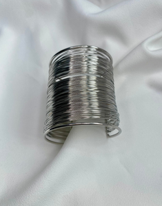 GODDESS Bamboo Bangle Manchette Silver