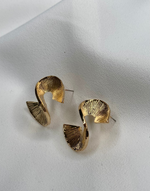 Cargar imagen en el visor de la galería, GIZA Gold Statement Spiral Earrings
