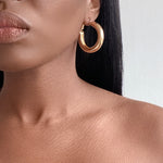 Load image into Gallery viewer, CAIRO Small Clip-On Hoop Earrings Gold
