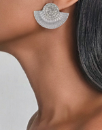 Cargar imagen en el visor de la galería, ASWAN Bling Fan-Shaped Silver Earrings
