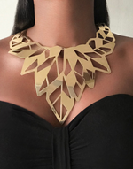 Cargar imagen en el visor de la galería, GHARBIA Statement Gold Necklace
