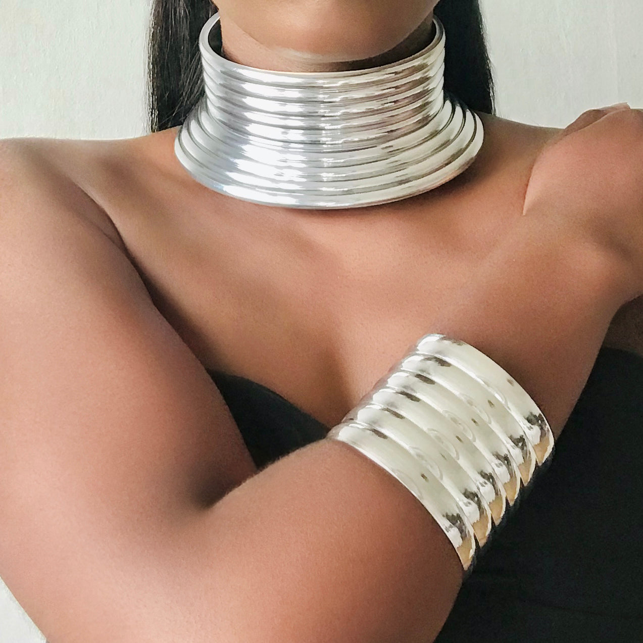 TANTA Statement-Set aus afrikanischem Halsband und Armband aus Silber