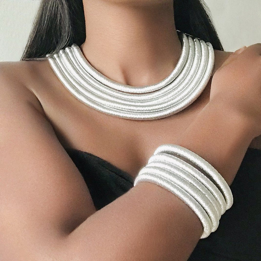 ALEXANDRIA Statement Choker & Bracelet Set Set 𝐉𝐚𝐫𝐥𝐢𝐚 𝐁𝐲 𝐉𝐨𝐥𝐢𝐧𝐚 Set Silver 