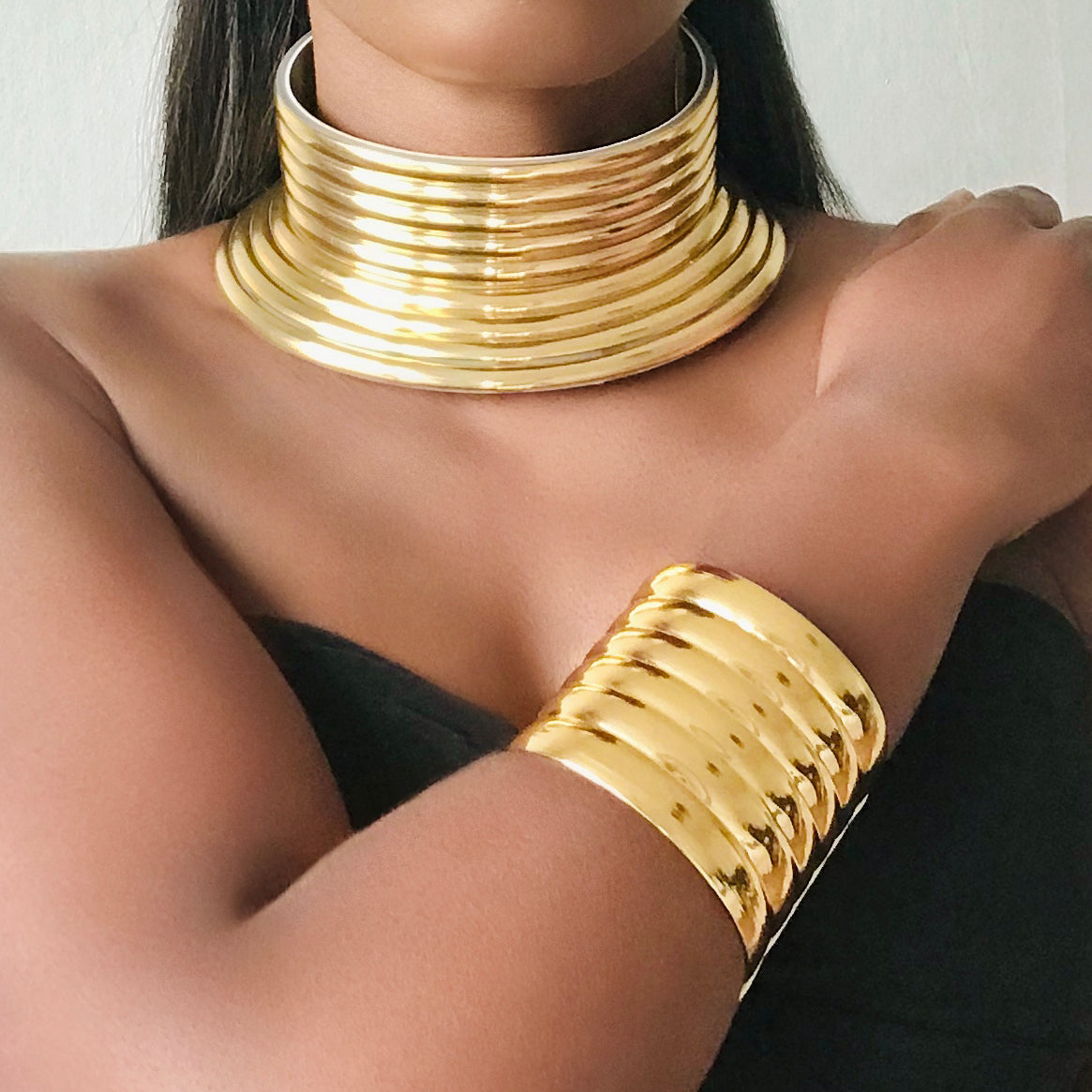 TANTA Statement African Gold Choker & Bracelet Set