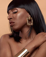 Load image into Gallery viewer, MANSOURA Vintage Gold Stud Earrings
